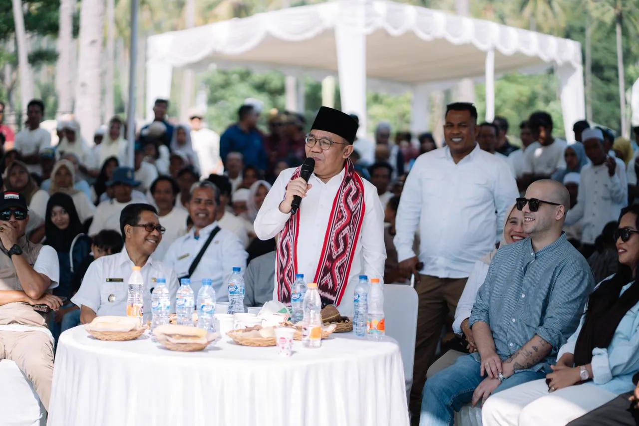 Lombok International Development community gathering at Lendang Luar (10)