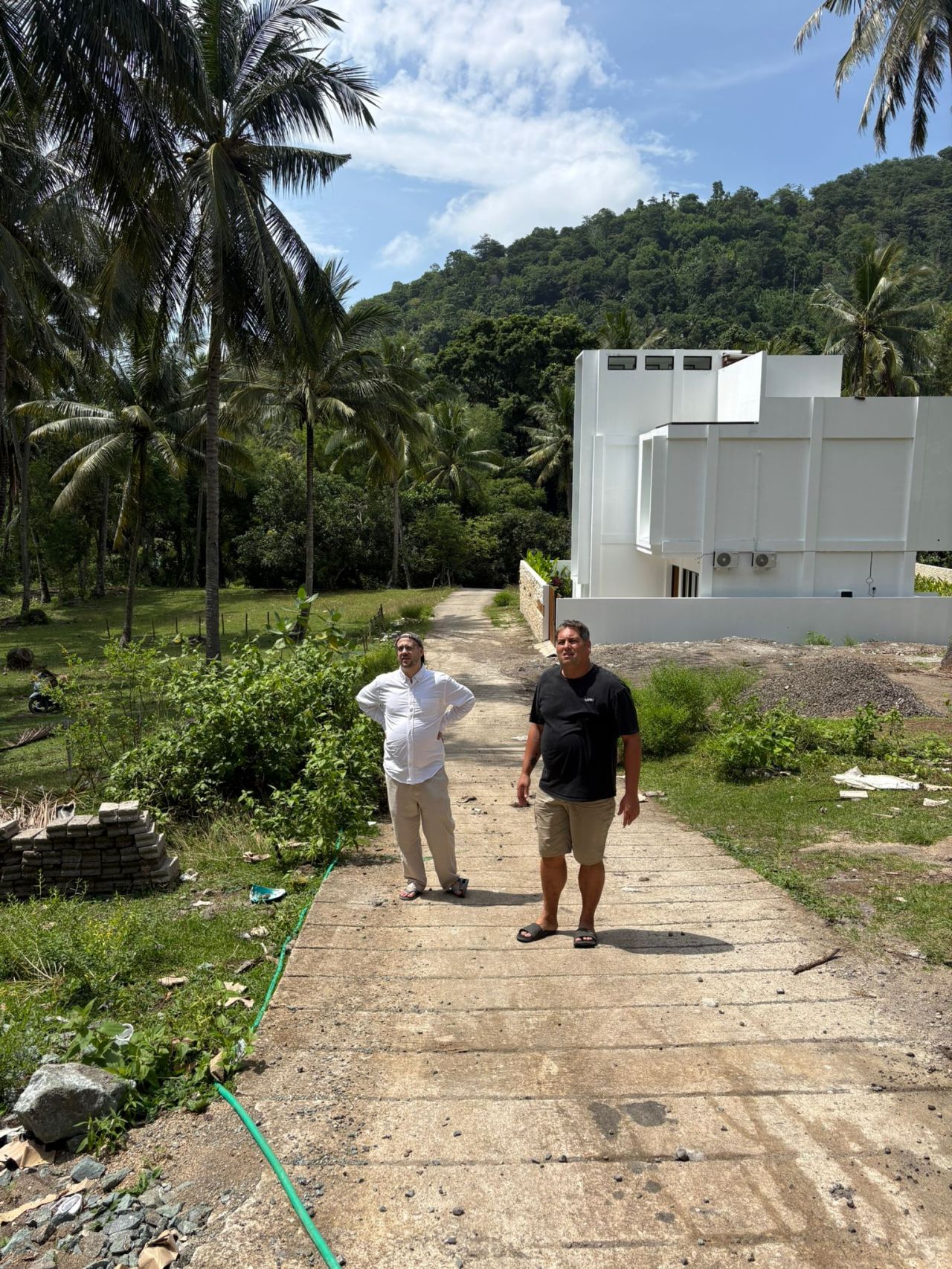 Access path to a villa after construction handover